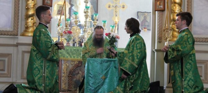 Свято-Троицкий собор города Моршанска отметил престольный праздник